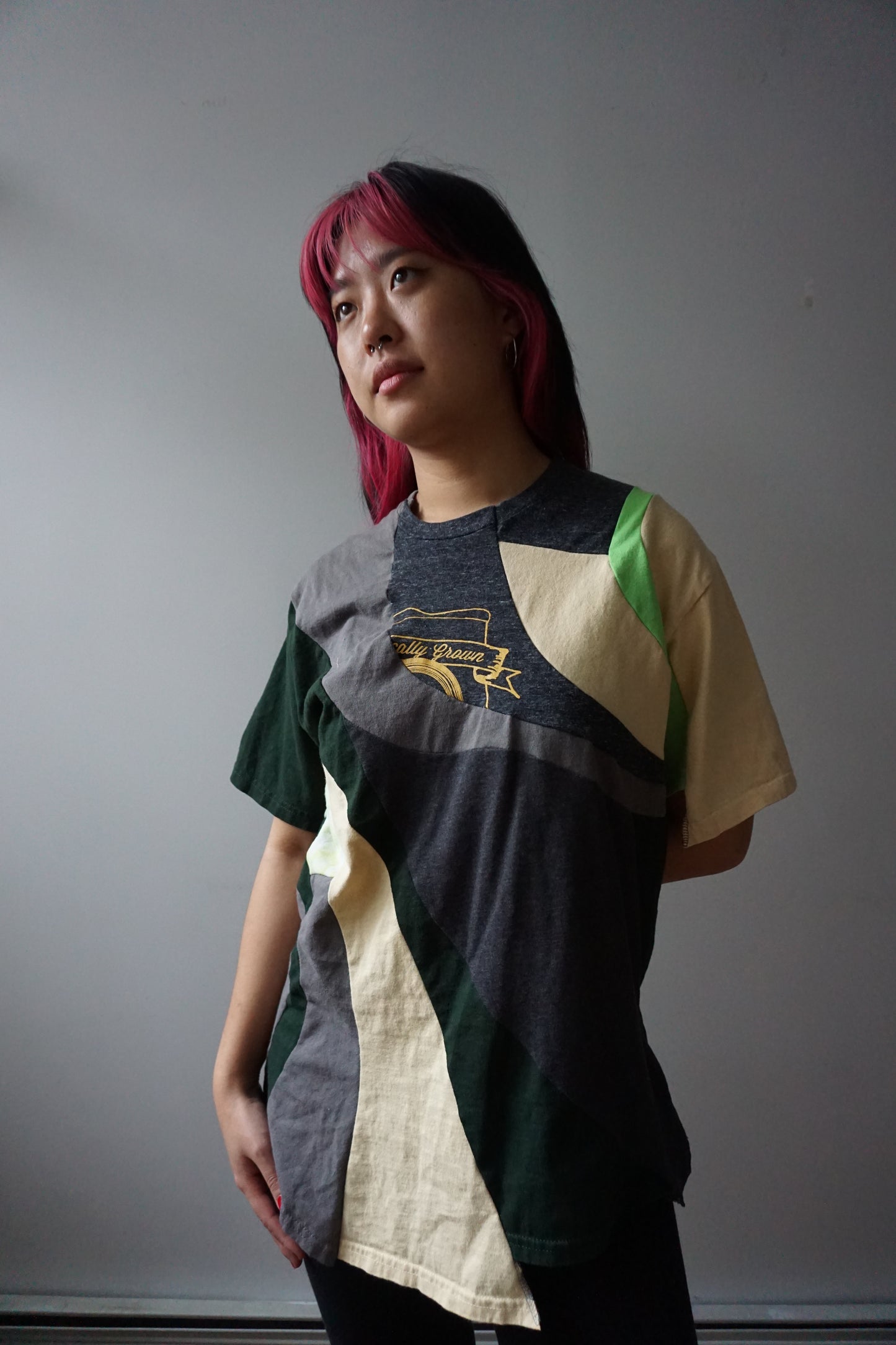 GROWN TEE